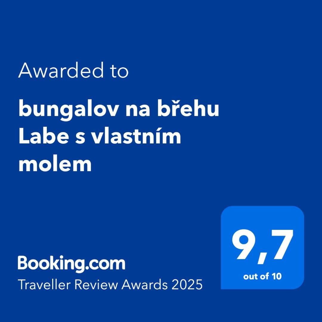 Bungalov Na Brehu Labe S Vlastnim Molem Pardubice Exterior foto